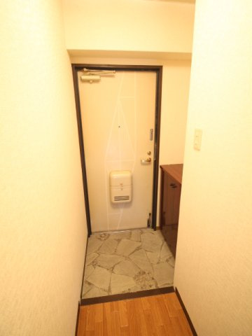 レジデンス向陽の玄関