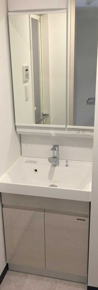 S-RESIDENCE行徳の独立洗面台
