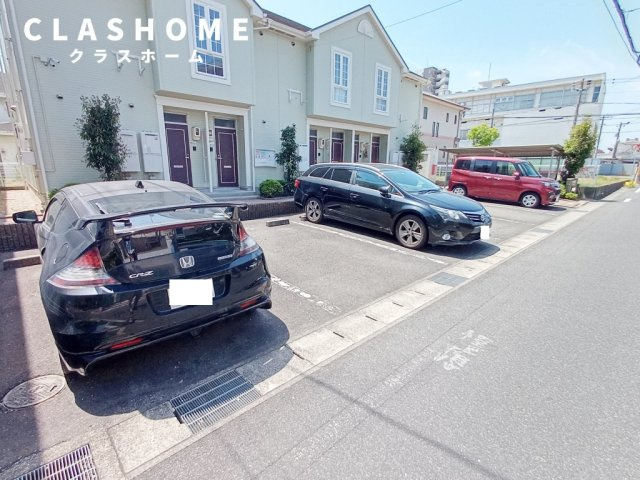 カスミハイツ　　刈谷市の賃貸はクラスホーム刈谷店の駐車場