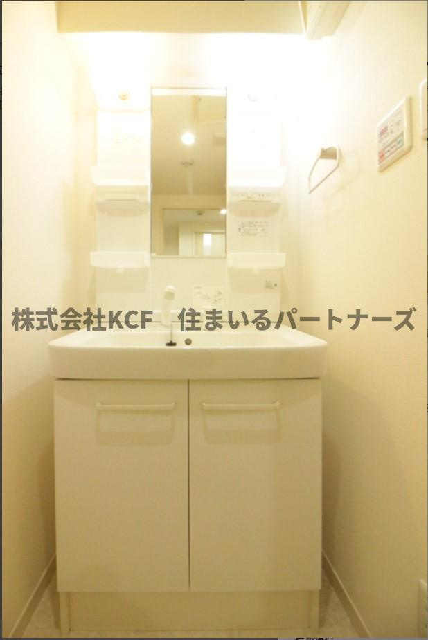 ESPRIT医大通りの洗面所|明るい洗面所です