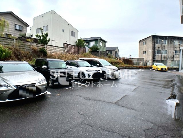 【駐車場】 | Ｏ－Ｐａｌｅｔｔｅ | カースペースがあります