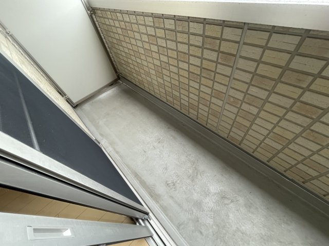 エヴァーのバルコニー