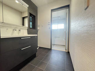 【独立洗面台】 | 岩田町6丁目　新築戸建