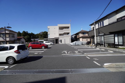 【駐車場】 | メルヴェールエスト