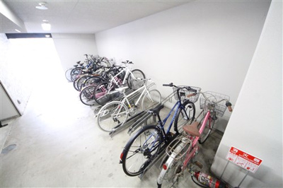 【その他共用部分】 | ピアグレース上本町 | 駐輪場