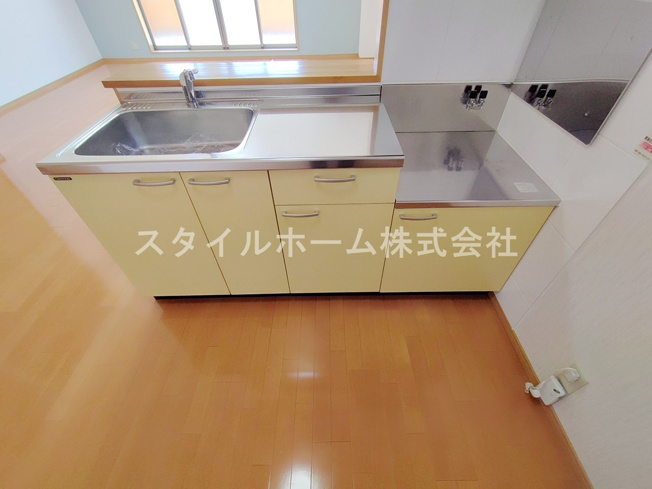 【キッチン】 | アールズコート