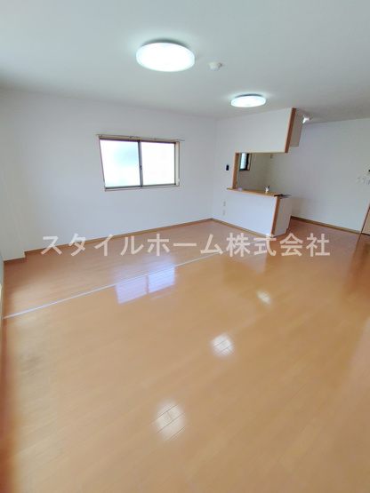 【居間・リビング】 | アールズコート