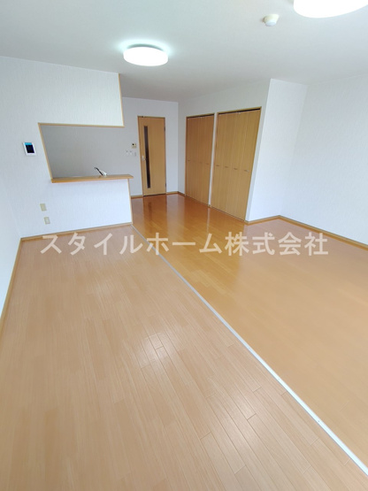 【居間・リビング】 | アールズコート