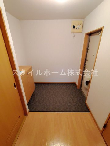 【玄関】 | アールズコート
