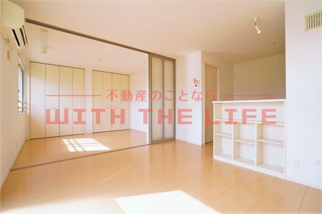 ラトンラヴール【キャッシュバック対象】の内装|明るい色調の室内です