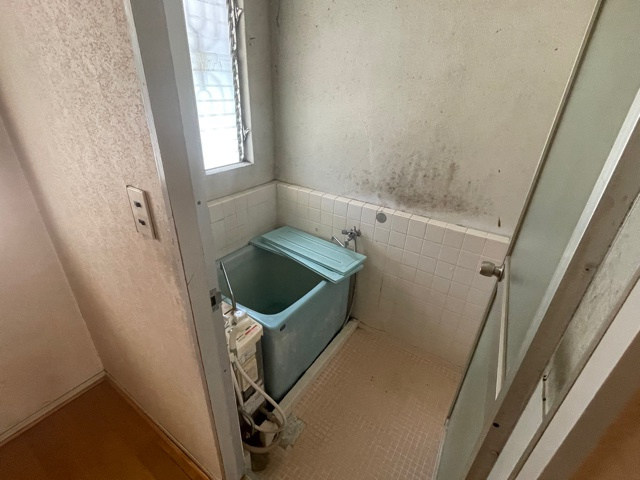 藤岡市藤岡　中古250の浴室|コンパクトで使いやすいお風呂です