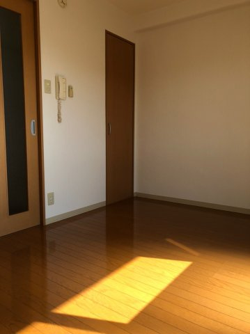 仲介手数料0！！シティハイツ名城 Iの居間・リビング