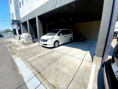 【駐車場】 | スリーフレンド河合