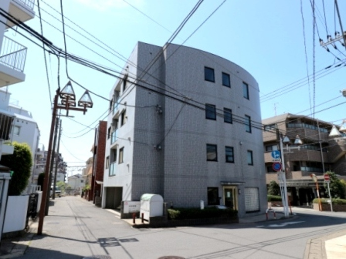 フラッツ・シゲのエントランス