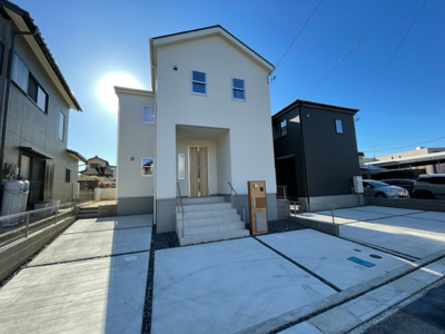 【外観】 | 長久手市岩作色金 全2棟　＜仲介手数料無料＞長久手小・長久手中　新築一戸建て | LINEから簡単お問合せ可能！
友達検索で@nqk7328tです！。