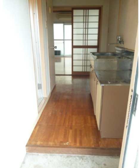 久留米市津福今町のハイツの玄関|きれいな玄関です