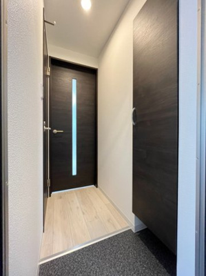 【玄関】 | ジーメゾン城が山 | ※同メーカー施工の参考写真です。