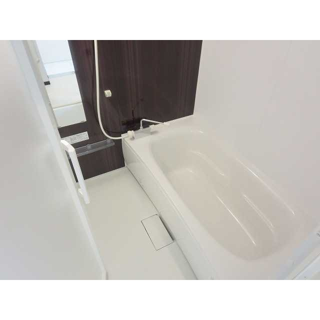 ロチュス・ルカルデの浴室