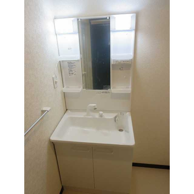 ロチュス・ルカルデの独立洗面台