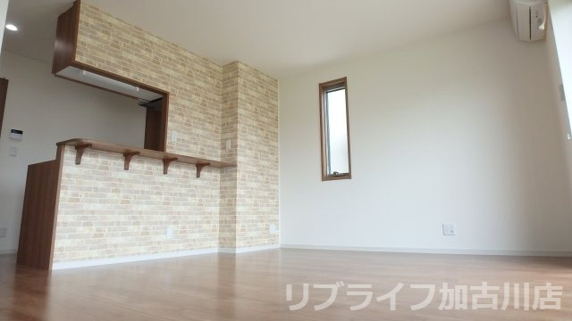 ルミエルB棟の居間・リビング
