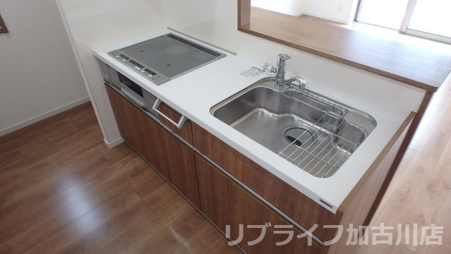 ルミエルB棟のキッチン