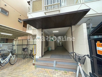【エントランス】 | メゾン朝日八戸ノ里