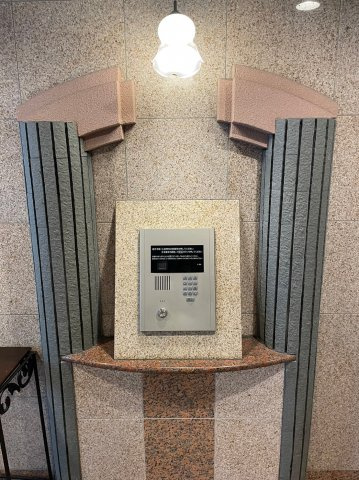 仲介手数料0円！！アルフィーレ新栄のエントランス