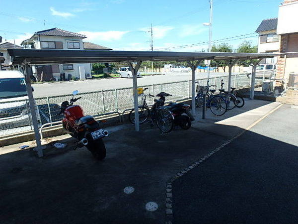 レイクヒル花園B棟のその他