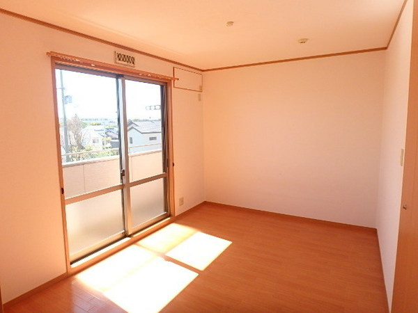 レイクヒル花園B棟の子供部屋