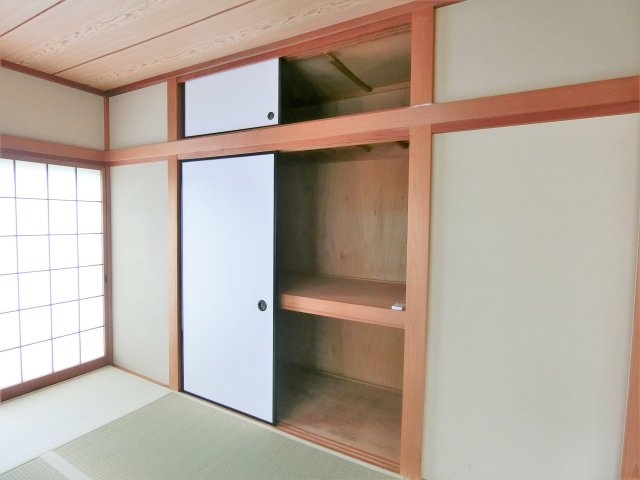 平川邸の収納