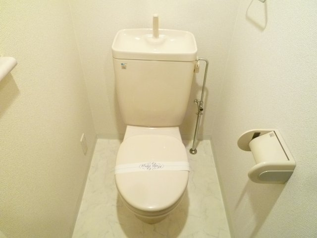 プレサンス千日前通のトイレ
