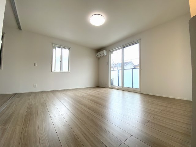 エヌプレミールの内装