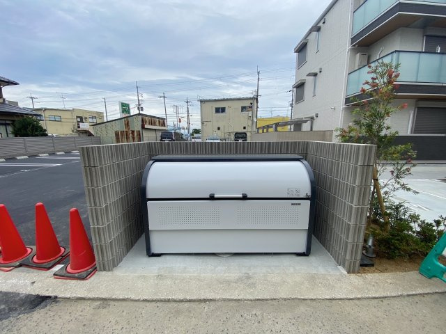 エヌプレミールのその他