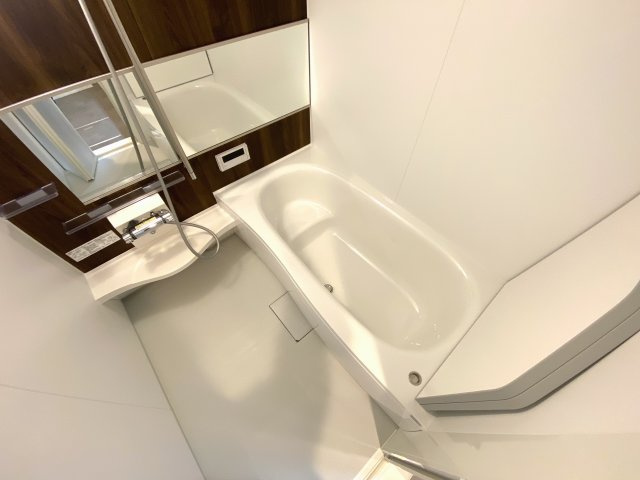 エヌプレミールの浴室