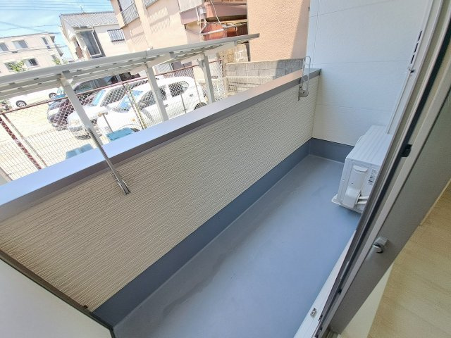 フジパレス西宮小松南のバルコニー