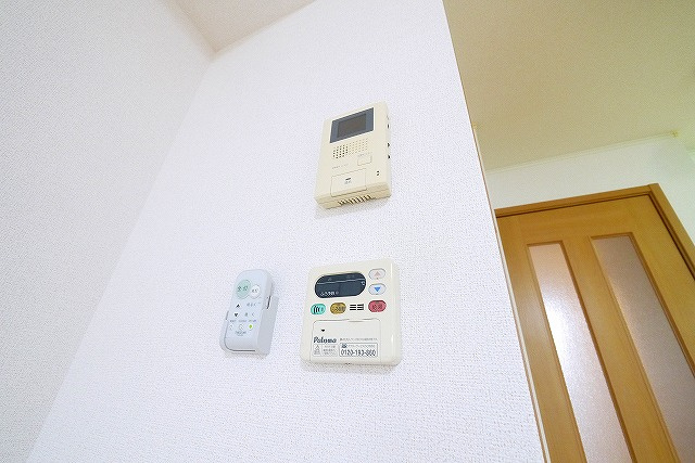 フローレンス　四条大路のセキュリティ|モニター付きインターホンです