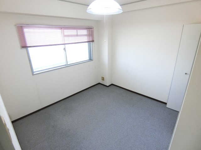 リメインズMハイツの寝室|同マンション別部屋写真