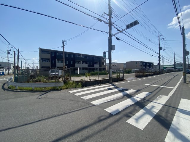 口酒井2丁目貸地の外観