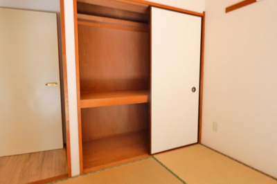 【収納】 | シャトー美堀台 | 大容量の押し入れです。