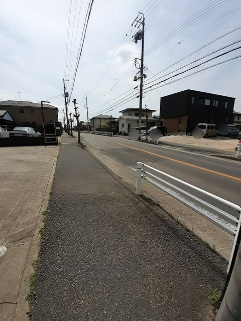 高須町倉庫の駐車場