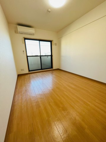 A・City港栄仲介手数料無料の洋室