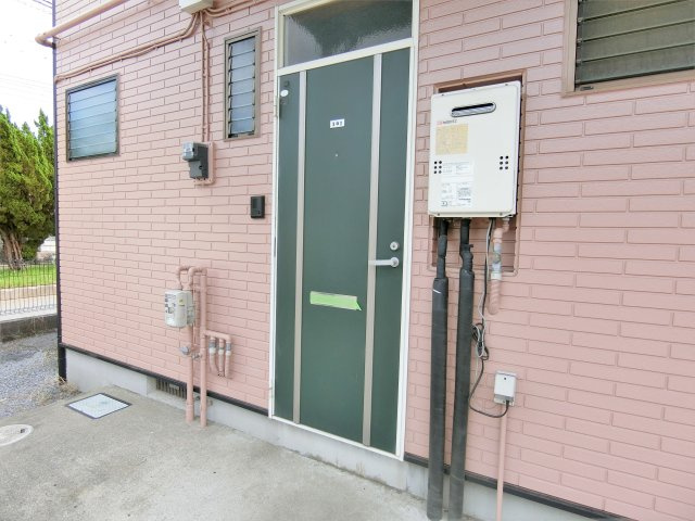 パークハイツB棟の玄関