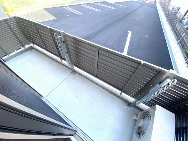 ラ・メゾン狭山のバルコニー