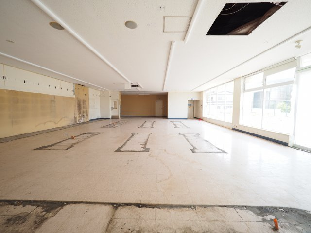  | 【店舗・事務所】大仙市内小友 大曲IC近くの旧ファミリーマート店舗 土地、建物 現状渡し 