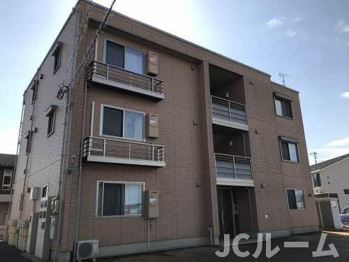 スクーデリアWESTの外観