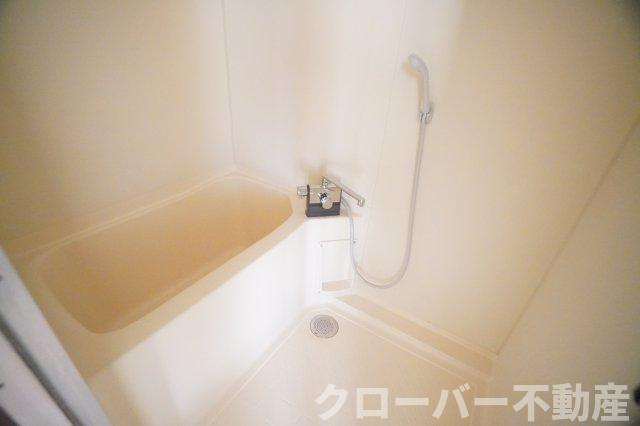ロイヤルハイツコニーズⅠの浴室