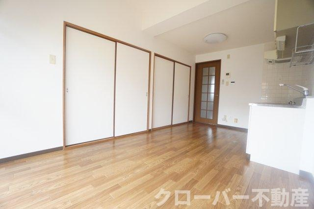 ロイヤルハイツコニーズⅠのキッチン