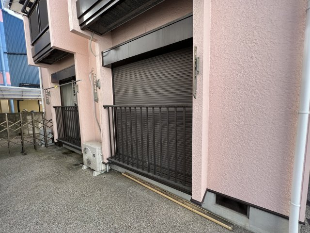 ニューエステート西本町のバルコニー