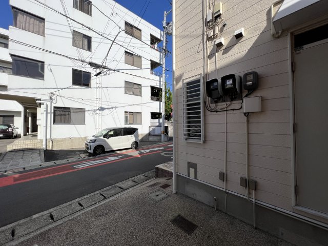 ニューエステート西本町の駐車場
