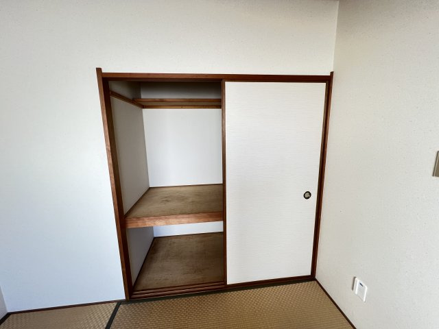 ニューエステート西本町の内装